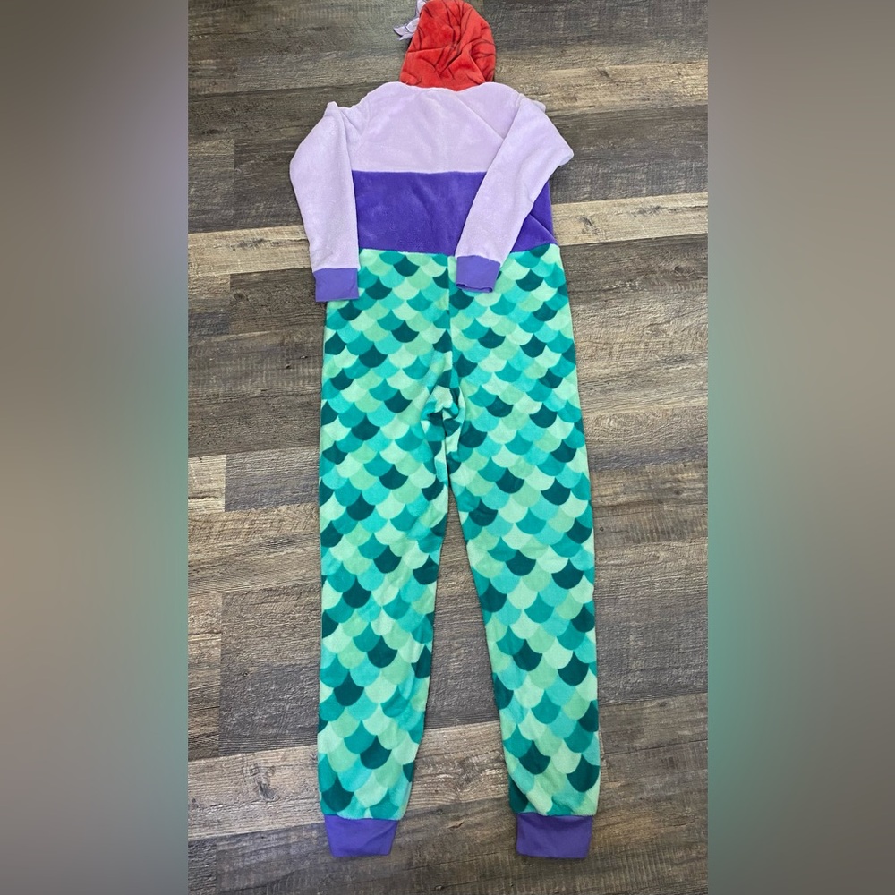 Disney Little Mermaid onesie pajama - Picture 6 of 8
